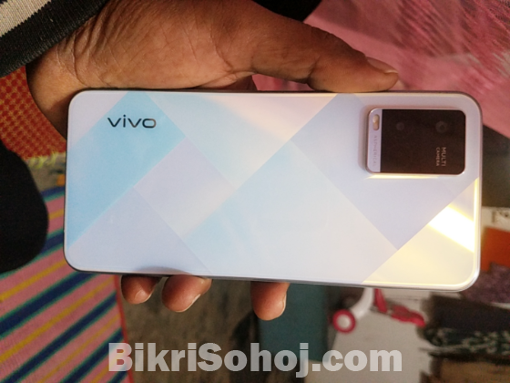 Vivo y21